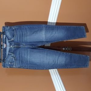 Size 10 Levi's Denizen Modern Sinny Jeans